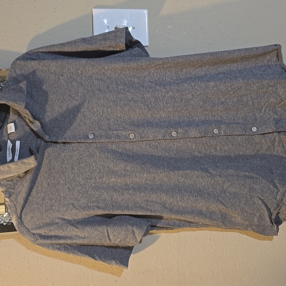 Calvin Klein Other - GRAY CAUSUAL BUTTON UP CALVIN KLEIN SHIRT  MEDIUM MEN